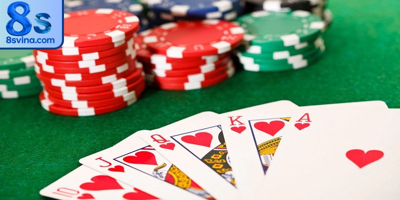 Poker là tựa game bài nổi bật nhờ tính chiến thuật, sự hấp dẫn trong ván đấu